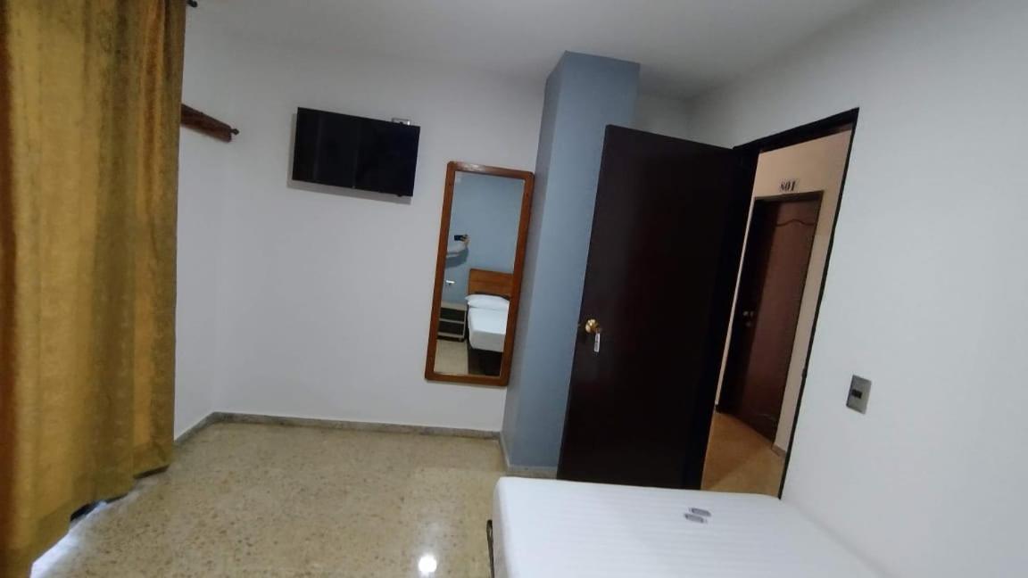 Hotel Medellin Kapital Екстериор снимка