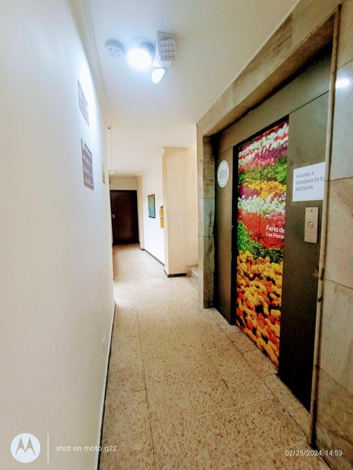 Hotel Medellin Kapital Екстериор снимка